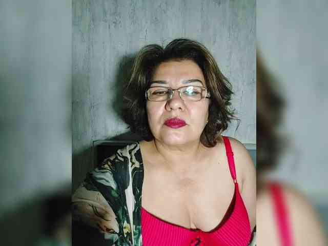 YourMommy0 webcam