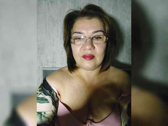 YourMommy0 webcam