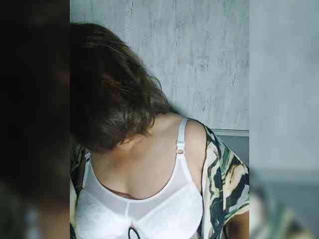 YourMommy0 webcam