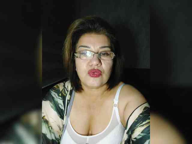 YourMommy0 YourMommy0
