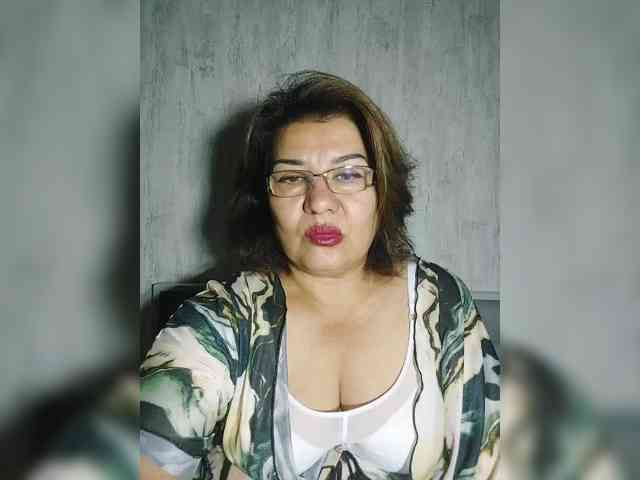 YourMommy0 webcam
