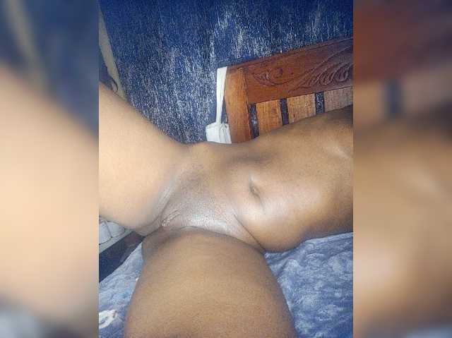 Cheazi1 live cam preview