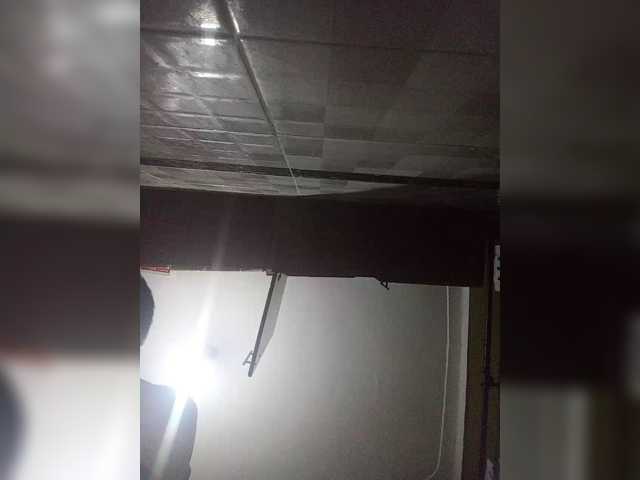 Cheazi1 live cam on BongaCams