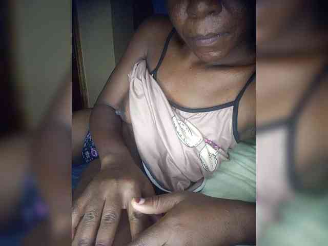 Cheazi1 webcam