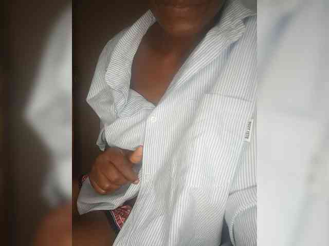 Cheazi1 webcam
