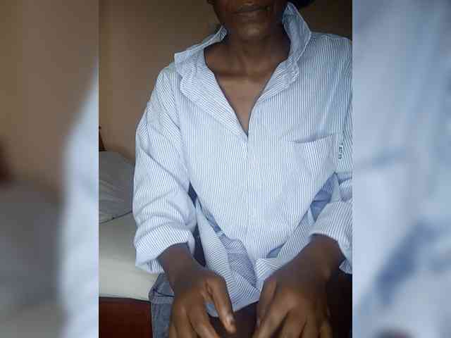 Cheazi1 webcam