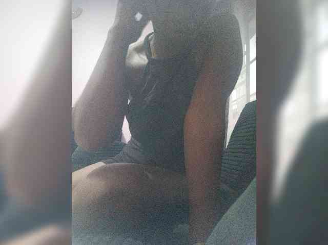 Cheazi1 webcam