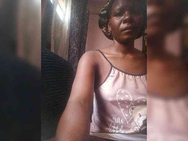 Cheazi1 webcam