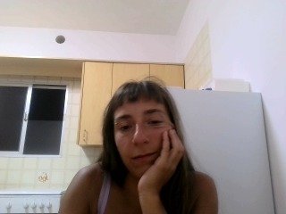 NewSexyItalianWoman