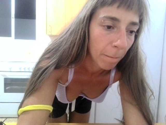 NewSexyItalianWoman