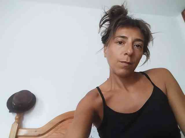 Model: NewSexyItalianGirl