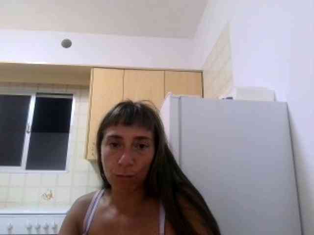 NewSexyItalianWoman