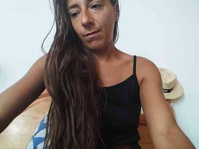 NewSexyItalianGirl webcam