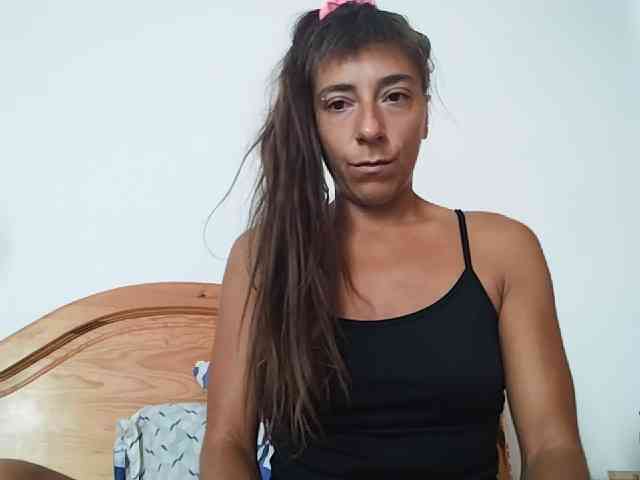 NewSexyItalianGirl webcam