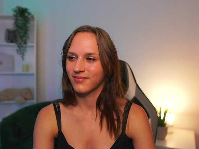 kellycutie18 live cam on BongaCams