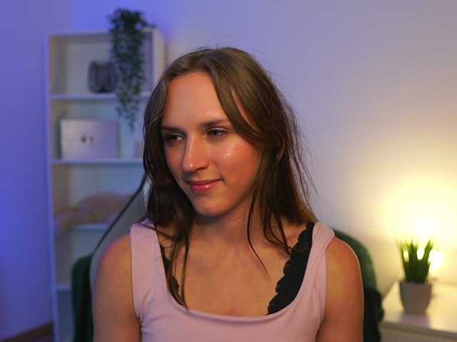 kellycutie18 live cam on BongaCams