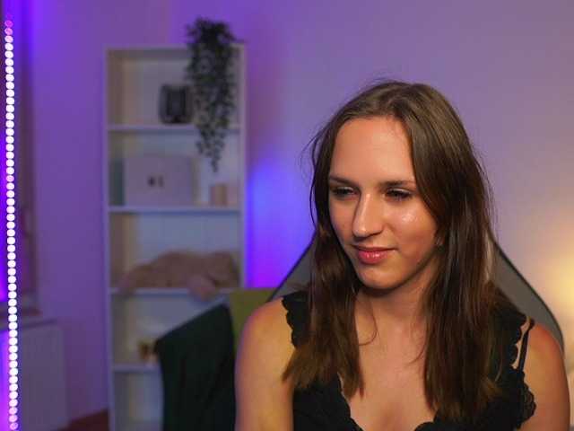 kellycutie18 live cam on BongaCams