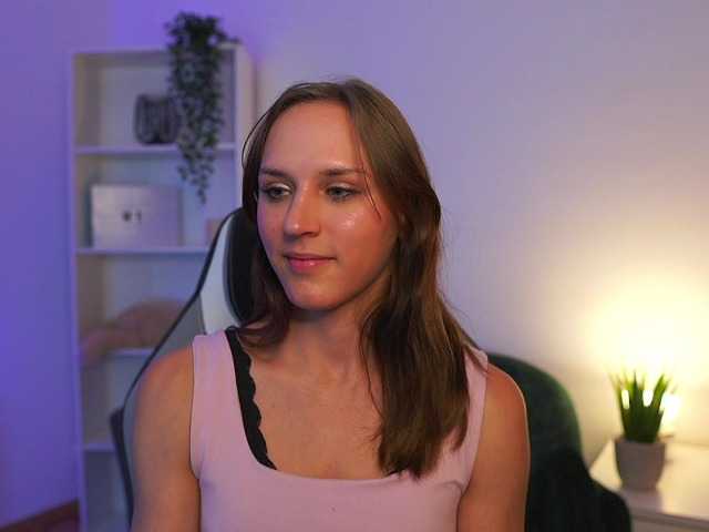 kellycutie18 live cam on BongaCams
