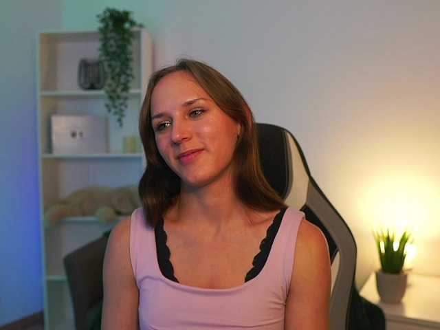 kellycutie18 live cam on BongaCams