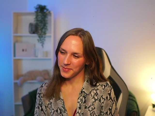 kellycutie18 live cam on BongaCams