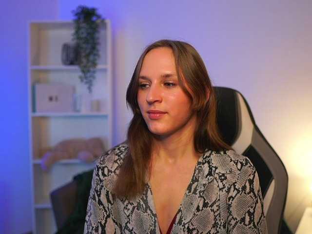 kellycutie18 live cam on BongaCams