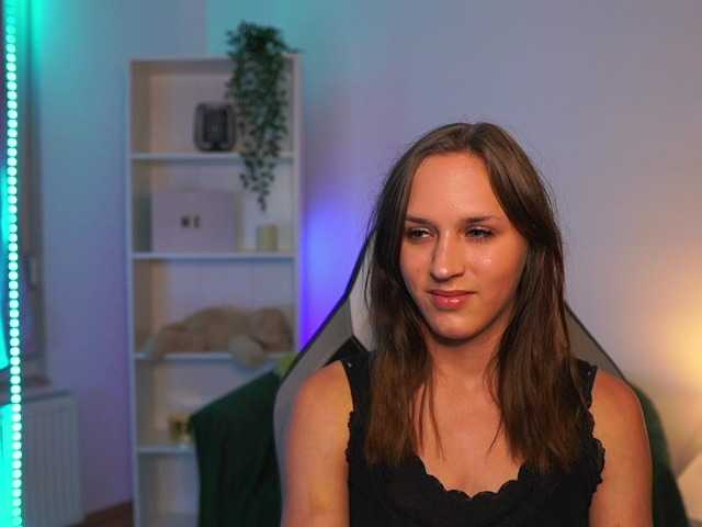 kellycutie18 live cam on BongaCams