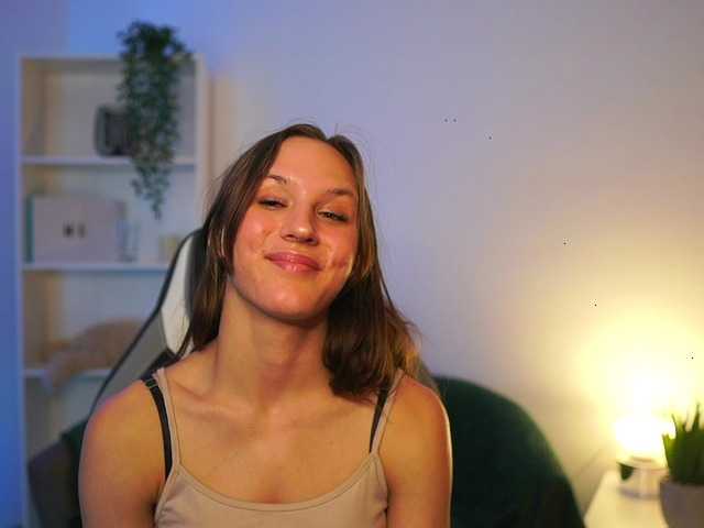 kellycutie18 live cam on BongaCams