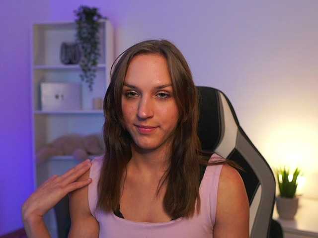 kellycutie18 live cam on BongaCams