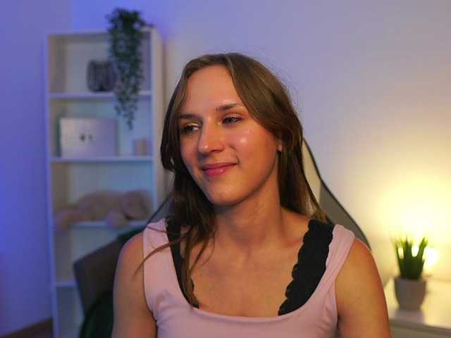 kellycutie18 live cam on BongaCams