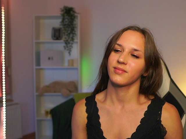 kellycutie18 live cam on BongaCams