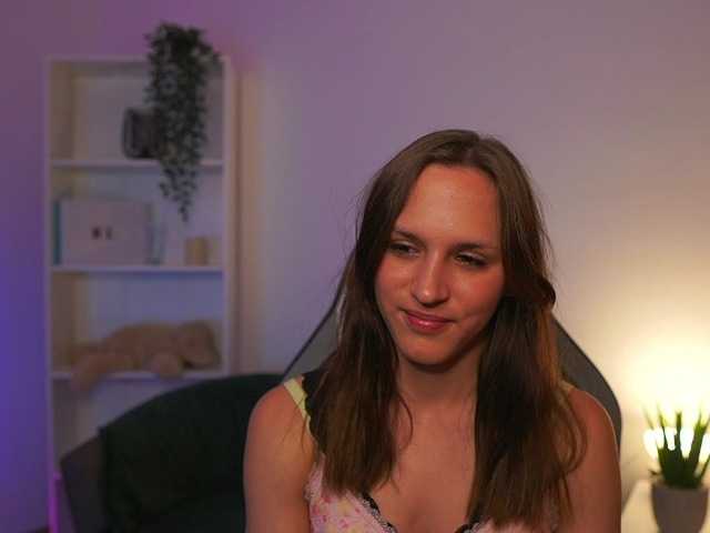kellycutie18 live cam on BongaCams