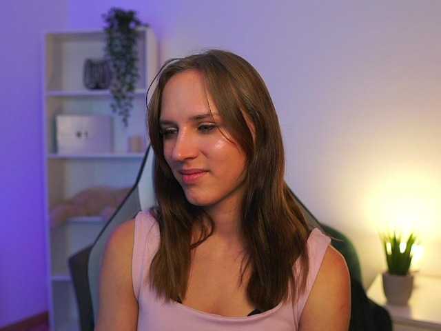 kellycutie18 live cam on BongaCams