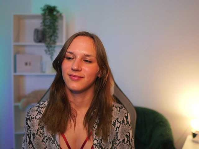 kellycutie18 live cam on BongaCams