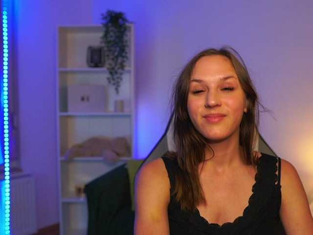 kellycutie18 live cam on BongaCams