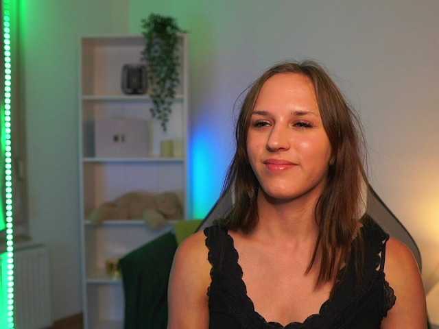 kellycutie18 live cam on BongaCams