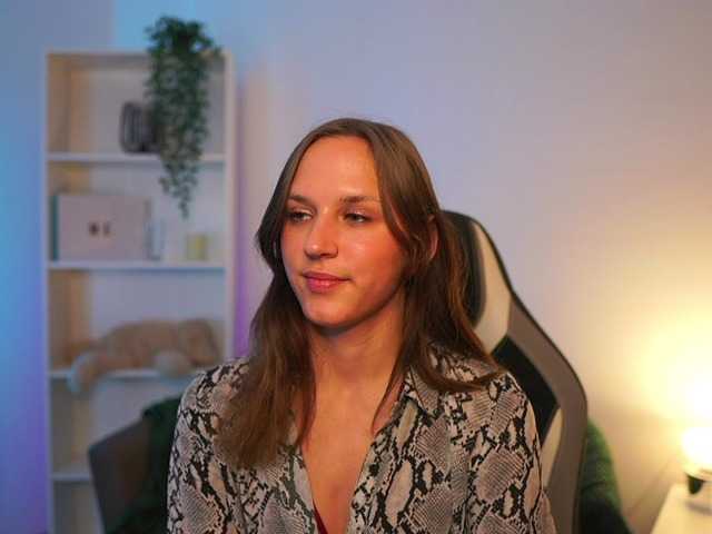 kellycutie18 live cam on BongaCams