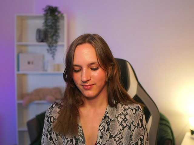 kellycutie18 live cam on BongaCams