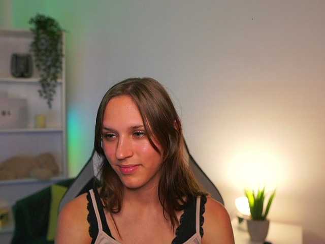 kellycutie18 live cam on BongaCams