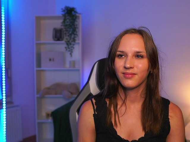 kellycutie18 live cam on BongaCams