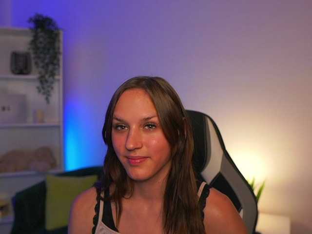 kellycutie18