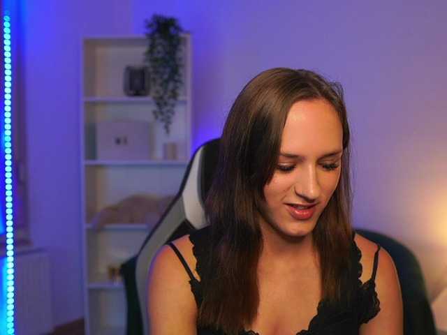 kellycutie18
