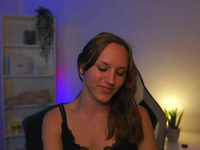 kellycutie18