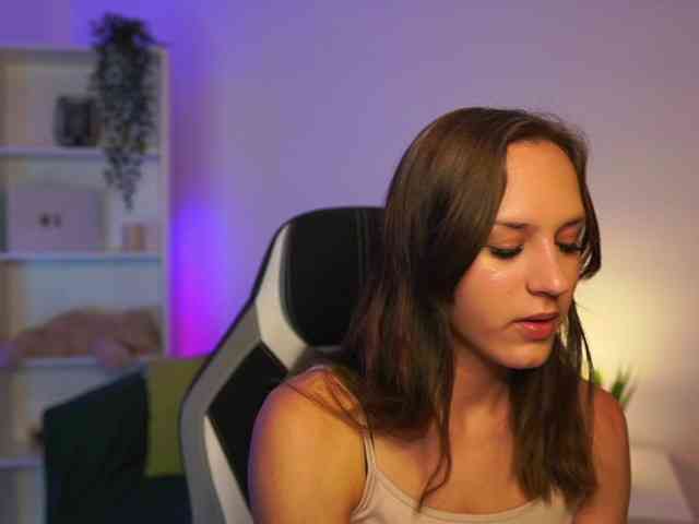 kellycutie18
