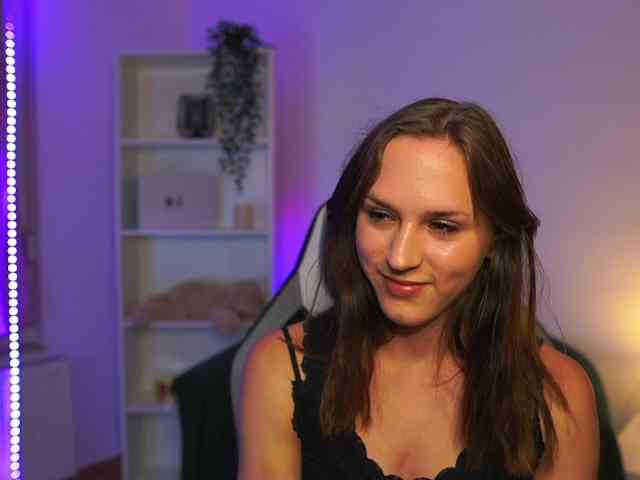 kellycutie18