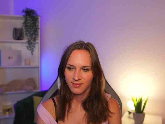 kellycutie18