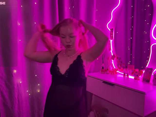 VelvetLilly live cam on BongaCams