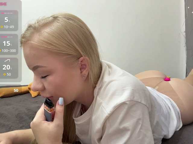 VelvetLilly