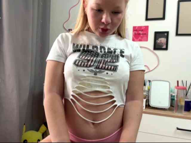 VelvetLilly webcam
