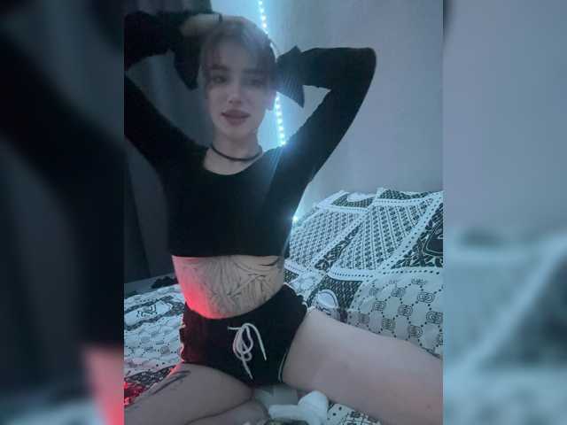 PureAddiction live cam on BongaCams