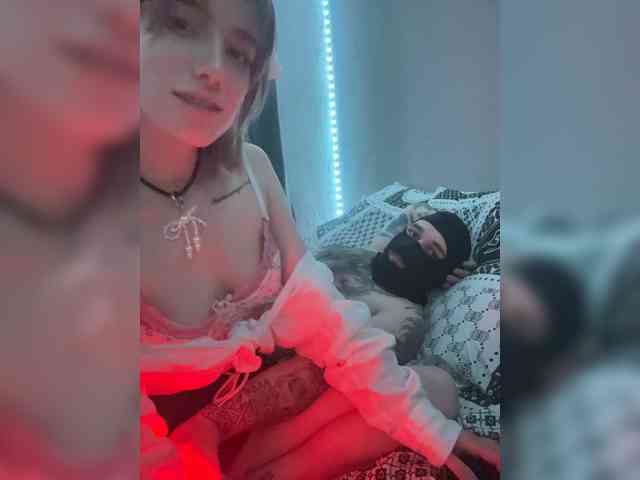 PureAddiction webcam